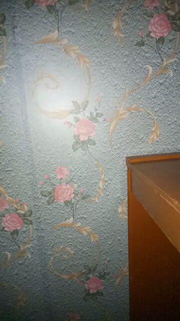 Walpaper Dinding Motif Mawar Pink Ulir Kuning 3d Kode Fs0812