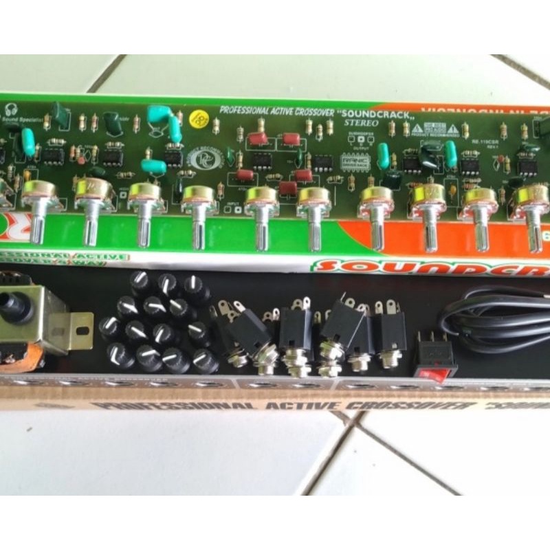 PAKET KOMPLIT KIT CROSSOVER SOUNDCRACK 4 WAY PLUS BOX LENGKAP DENGAN ACCESORIS