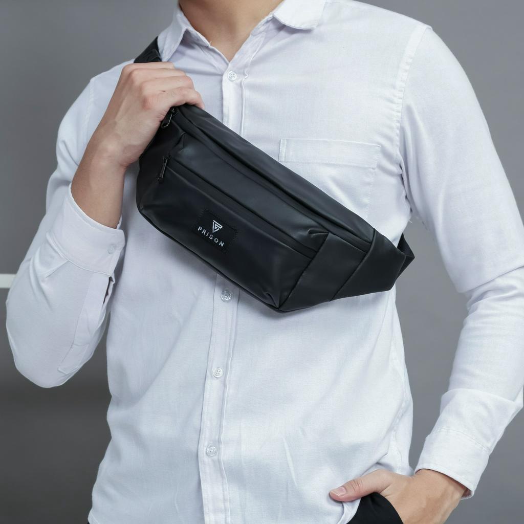 Bundling Waistbag Waterproof &amp; Dompet Pria Original by PRISONWEAR | Eldoge Black Cleo