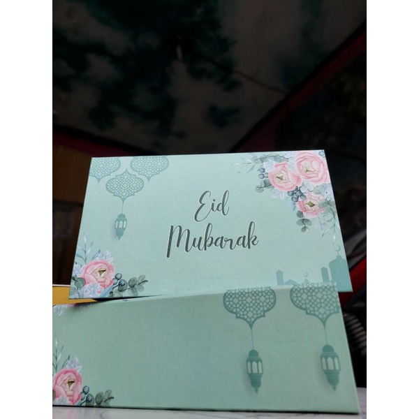 

box hampers lebaran design random