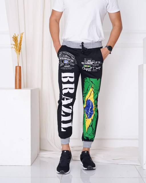 TOTOTAshop.Celana jogger BRAZIL.Bahan fleece tebal.motif sablon.