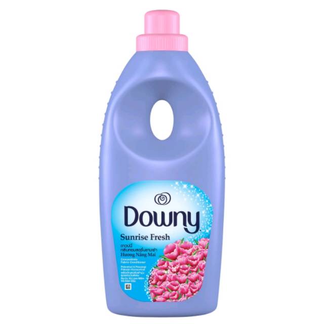 DOWNY PELEMBUT DAN PEWANGI PAKAIAN BOTOL 900 ML