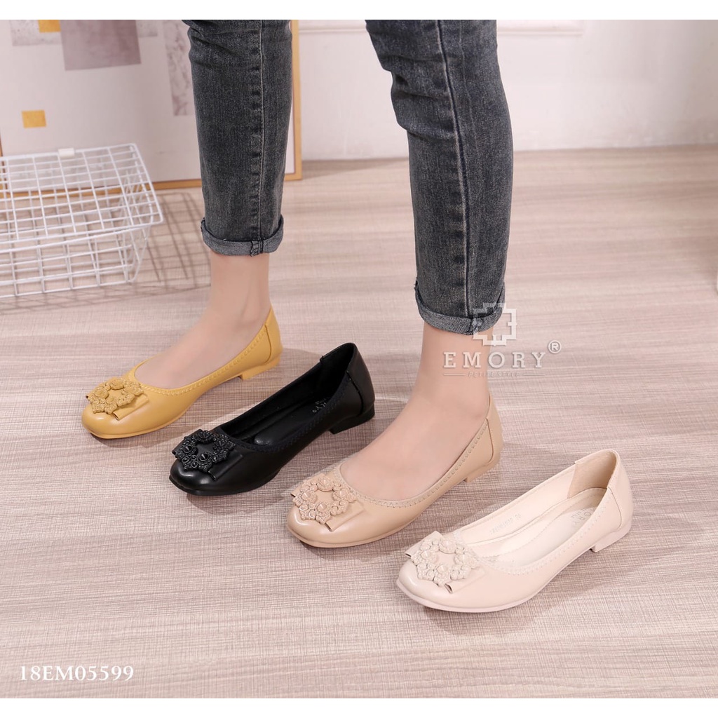 6.6 SALE &gt; EMORY Zatirra Sepatu Wanita Flat Shoes #18EMO5599