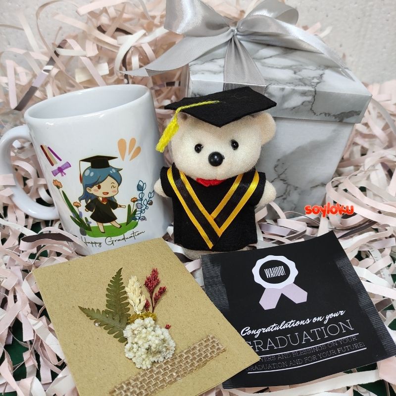

Kado Cewek | kado wisuda | hampers graduation | hadiah kelulusan | hamper mug