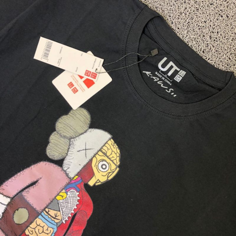 Kaos Baju Tshirt Uniqlo X Kaws Anatomy Edition - Complete Tag + Free Sticker-2