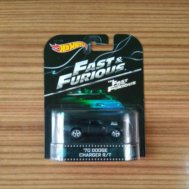 Hot Wheels Retro Ban Karet '70 Dodge Charger R/T Fast & Furious