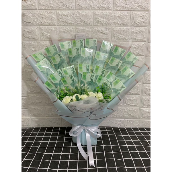 bouquet money 500k + bunga artificial