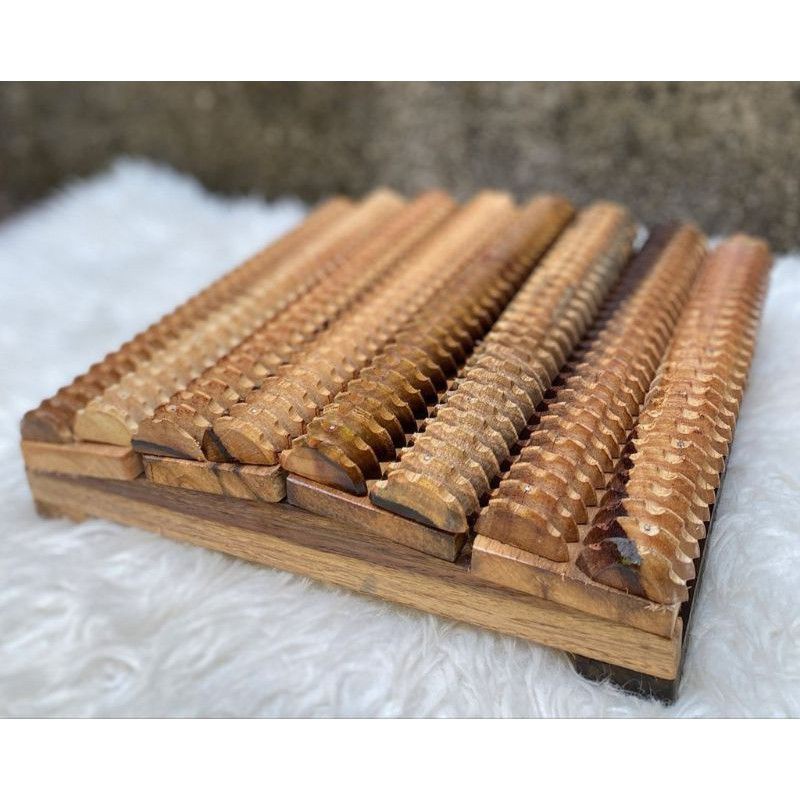 Alat Pijat Refleksi Telapak Kaki Kayu