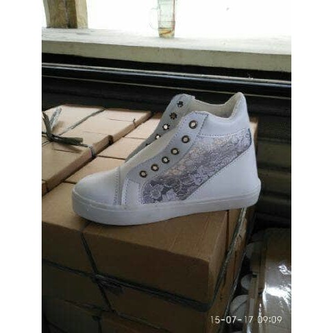 {STOK TERBATAS} SNEAKER WEDGES WHITE SNOW BROKAT