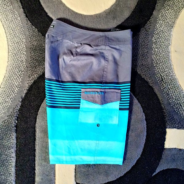 celana pantai surfing quiksilver original not billabong ripcurl vans dc
