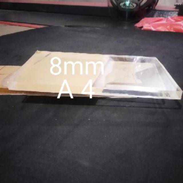 

Acrylic akrilik lembaran 8mm bening Ukuran A4 (21x30cm)