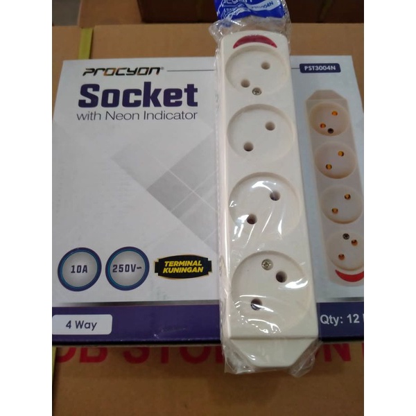 Stop Kontak 4 Lubang VISERO / StopKontak Gepeng 4 Lubang Visero