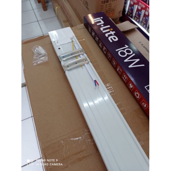 Lampu TL T8 18w Putih CDL 6500K 60cm inlite 002