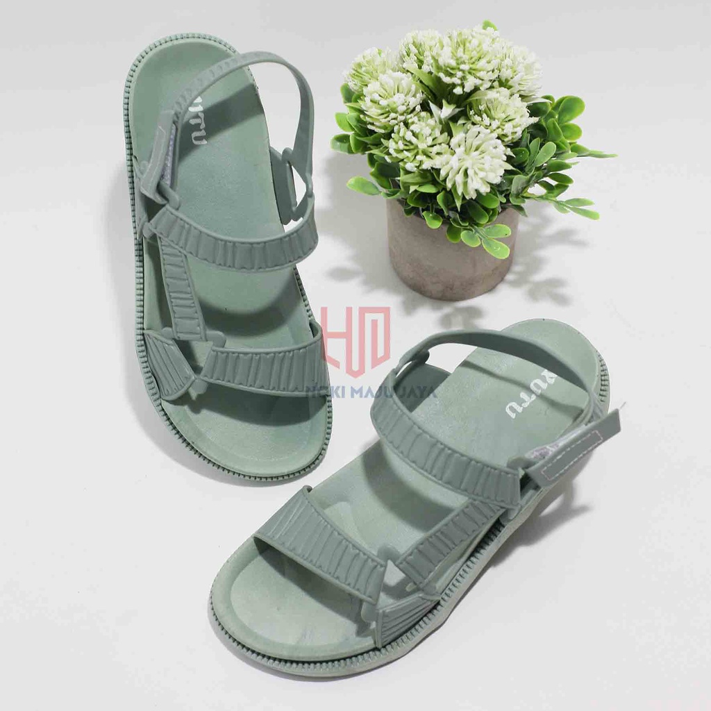 SANDAL GUNUNG WANITA RINGAN DAN KUAT NYAMA DIPAKAI SEHARI HARI YUTU 9101-6 JELLY EVA SIZE 36-40