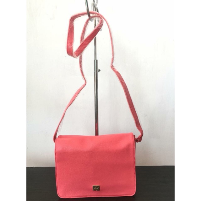 VINCCI Sling bag selempang warna fuchsia original