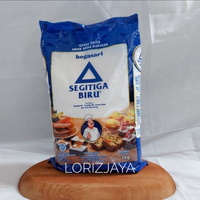 

TEPUNG TERIGU SEGITIGA BIRU 1KG