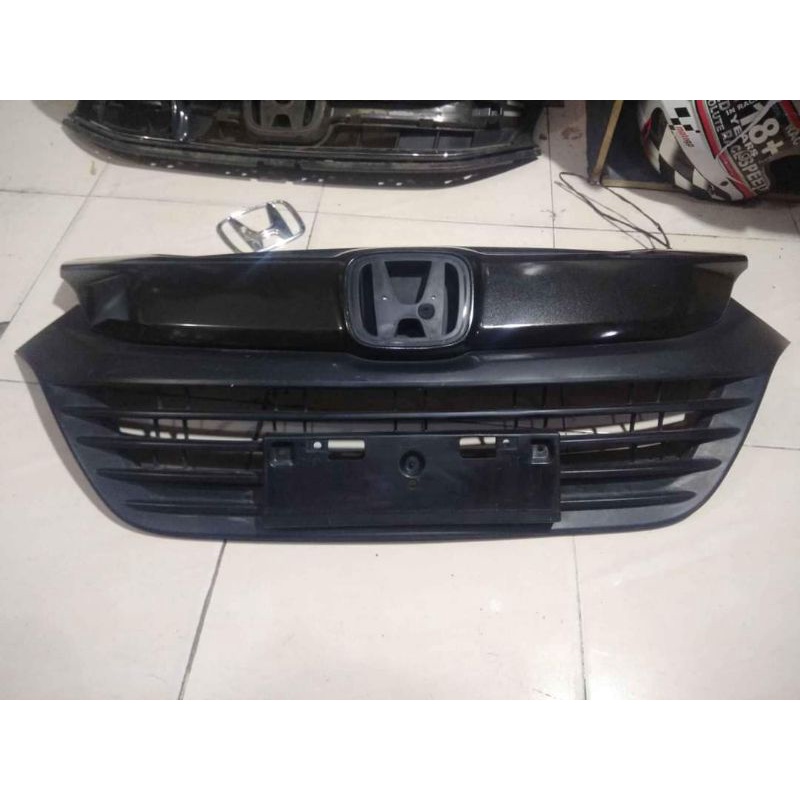 grill hrv facelift black 2019