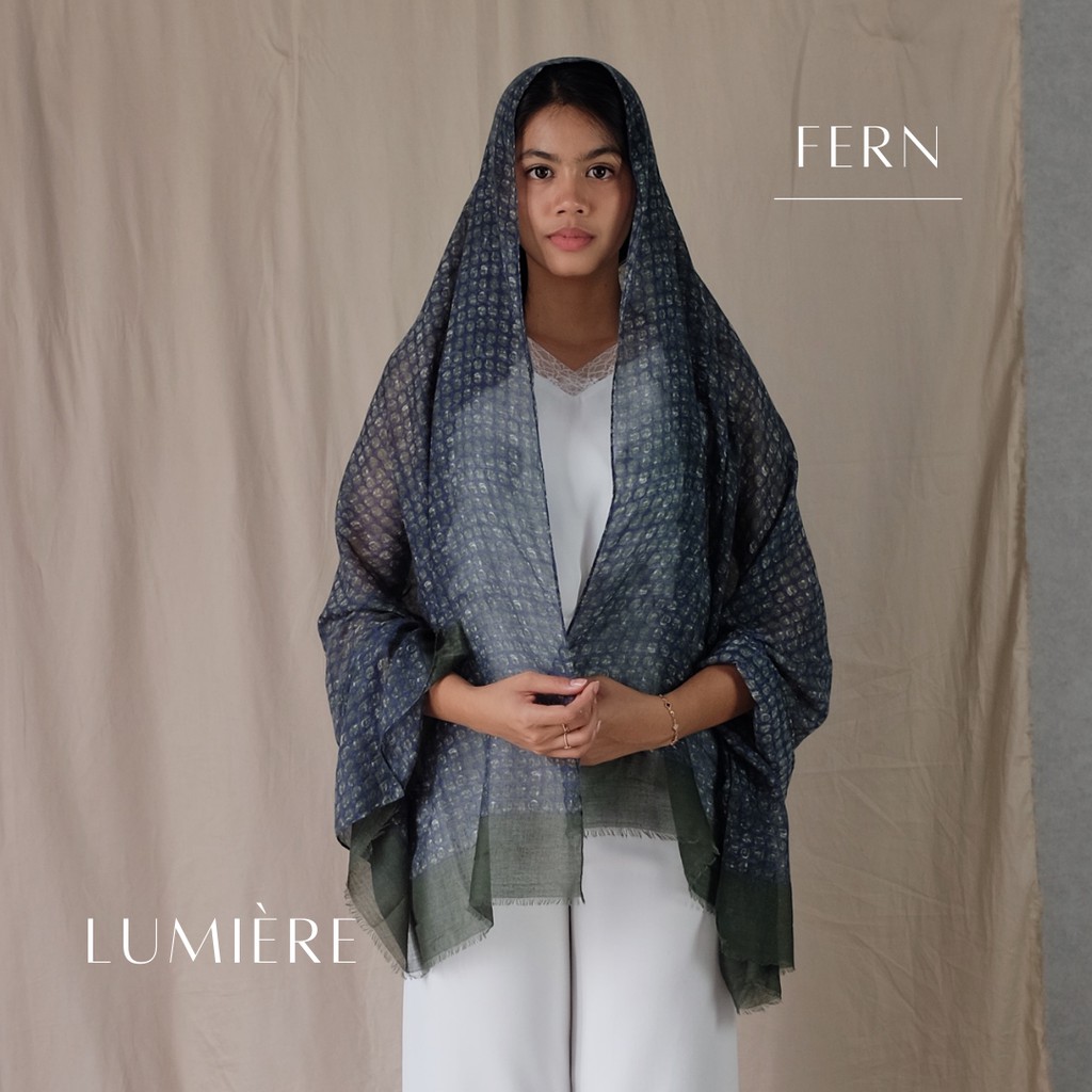 Fern Shawl - Lumière Collection