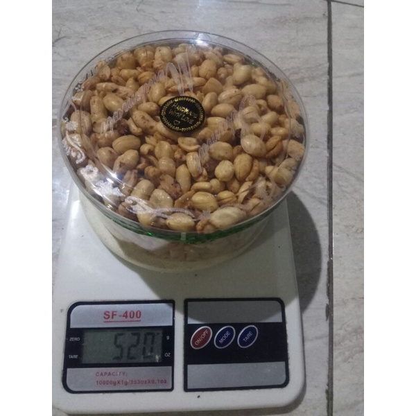 

kacang goreng