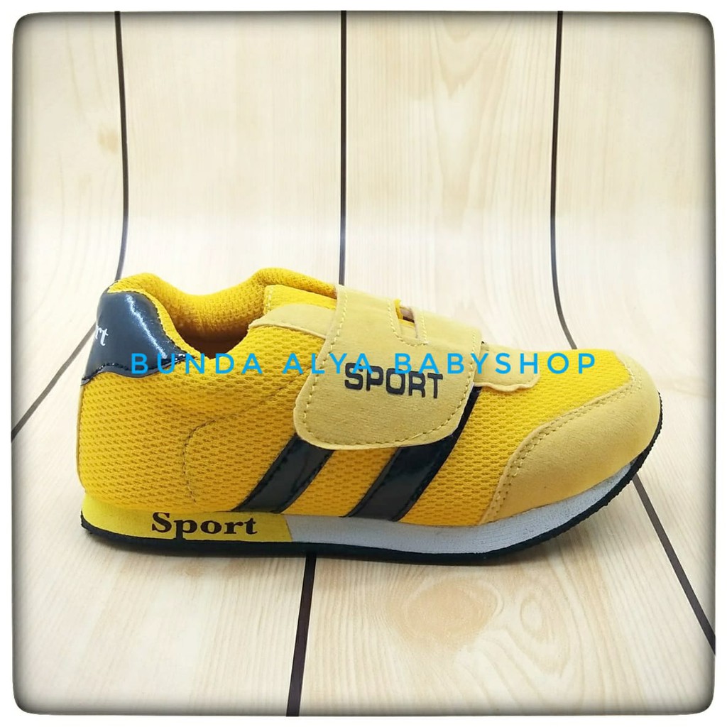 Sepatu Anak Laki Laki Usia 5 6 Tahunan KUNING Sporty - Sepatu Anak Cowok Balita Sporty Alas Anti Licin Size 31