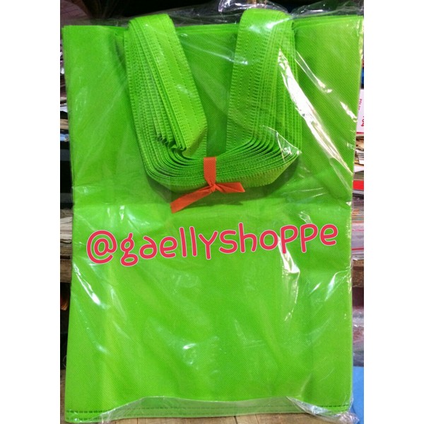 

GOODIE BAG / TAS SEMINAR TALI SPUNBOND UKURAN 25x35 (1 LUSIN)