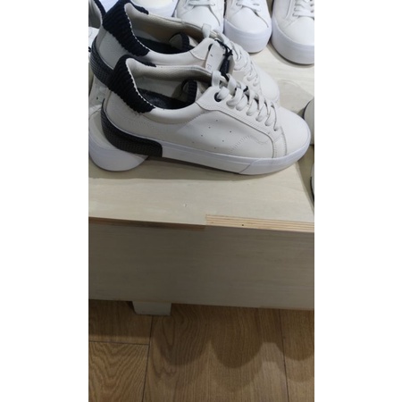 JASTIP sepatu bershka original new bestseller