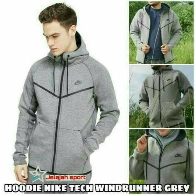 nike hoodie windrunner