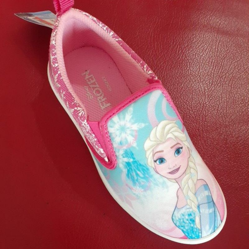 

sepatuanakpeozen