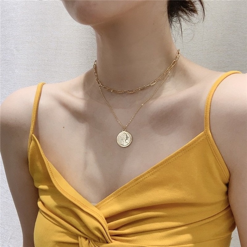 Multilayer Metal Beauty Head Necklace Simple Clavicle Chain Necklace