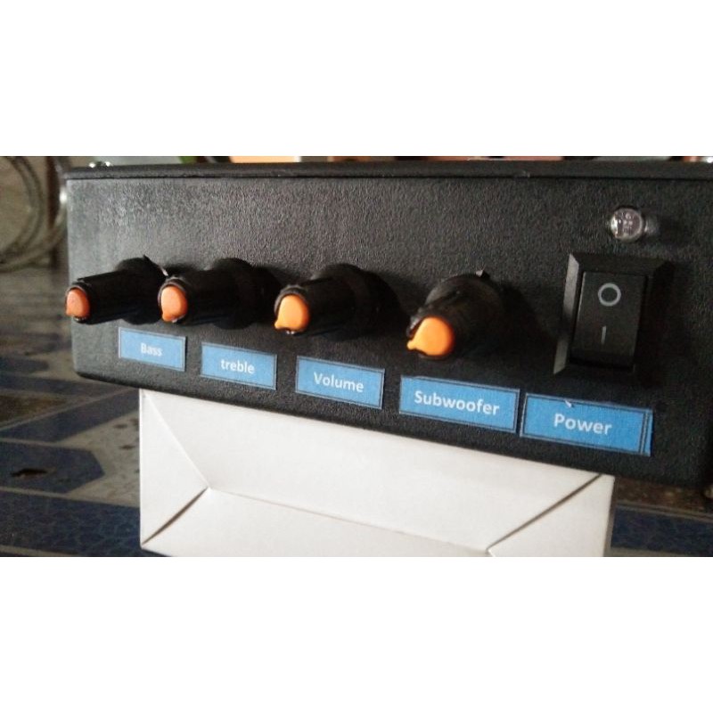 ampli 12 volt Dc + adaptor