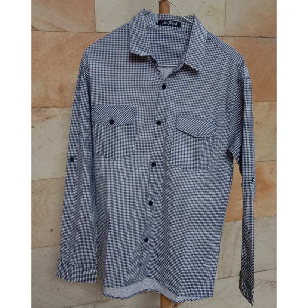 

ATASAN KOTAK KOTAK BIRU