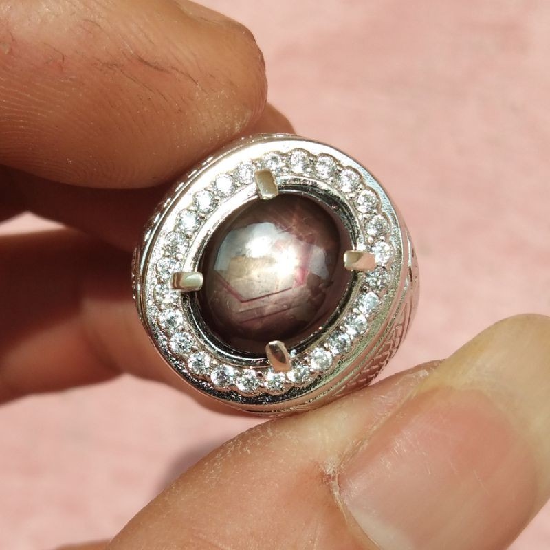 natural ruby star 12 ray