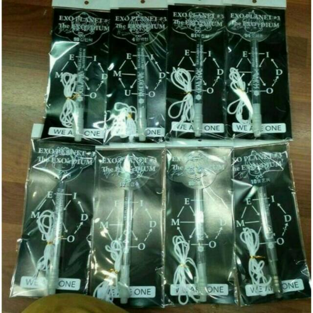 EXO EXORDIUM ACRYLIC LIGHTSTICK - EXO LIGHTSTICK chibi - exo stuff