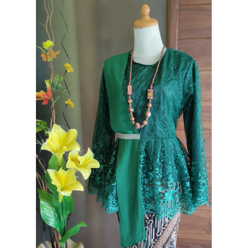 WM>KEBAYA SLENDANG MAYANG / BLOUS AMALIA / KEBAYA MODERN / KEBAYA KONDANGAN/ KEBAYA WISUDA9-Hijau BOTOL