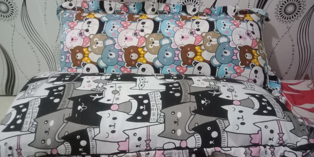 Sarung Bantal Cinta 45*90 Terbaru Karakter Dan Abstrak