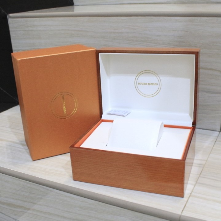 Box Kotak Jam Tangan ROGER DUBUIS Original PROMO FULL SET