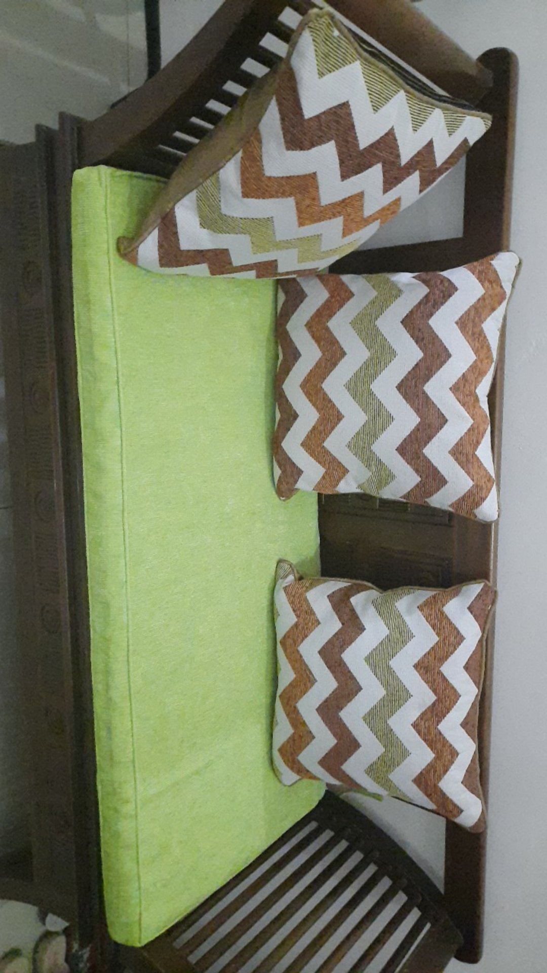 Sarung Saja Utk Pembungkus Jok Bantalan Kursi ,,harga 1 Set Formasi 211 Tebal 5 Cm
