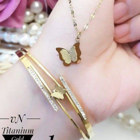 Titanium set kalung dan gelang terlaris D117