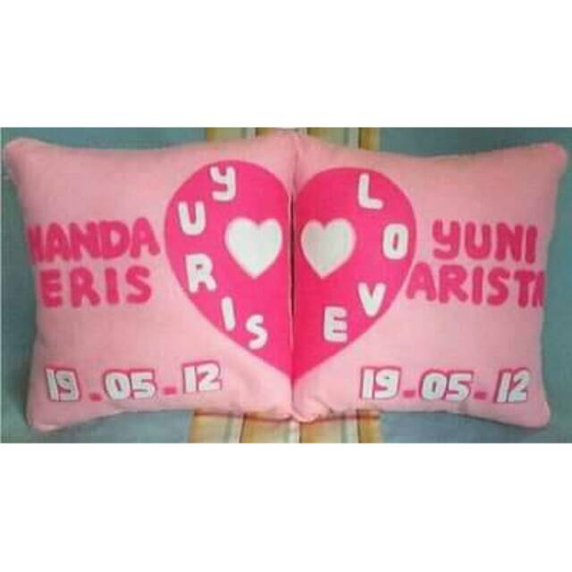 Bantal couple