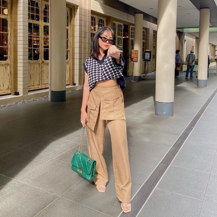 BEFAST - ZRX OOTD Wanita Celana Pocket HANSA / Bess Palazo Pocket Pants / Celana Panjang Fancy Fashion Korea / Celana Kulot Kekinian Remaja Trendy / Celana Unik / Kulot Panjang Casual / Outfit Remaja Hangout / Terbaru 2022 / Celana Panjang Kulot Kantong