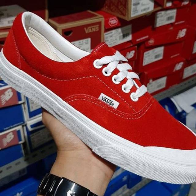 Sepatu vans original warna merah