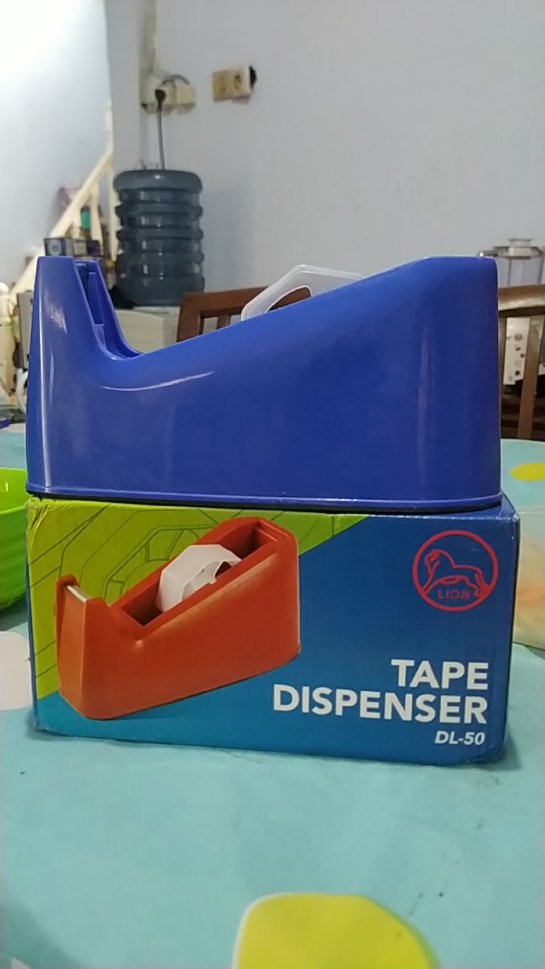 Tape Dispenser / Tempat Pemotong Isolasi Besar Kecil No. 50 / Lion Dl-50