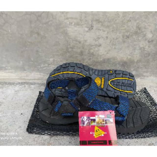 SANDAL GUNUNG MURAH | SANDAL GUNUNG OUTDOOR | SANDAL PRIA | SANDAL WANITA | HITAM POLOS