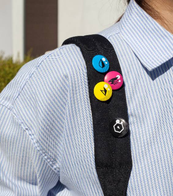 exo power member pin 25mm the war bross pin button set