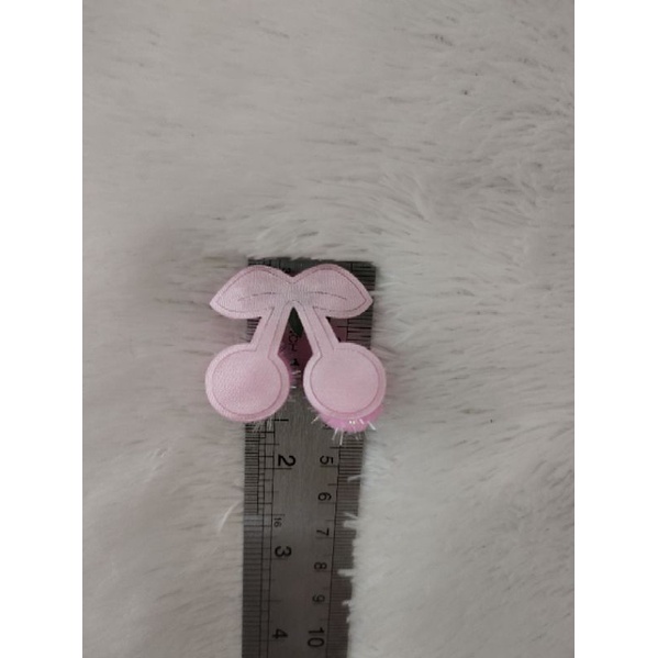 ( 12pcs ) Aplikasi cherry pompom