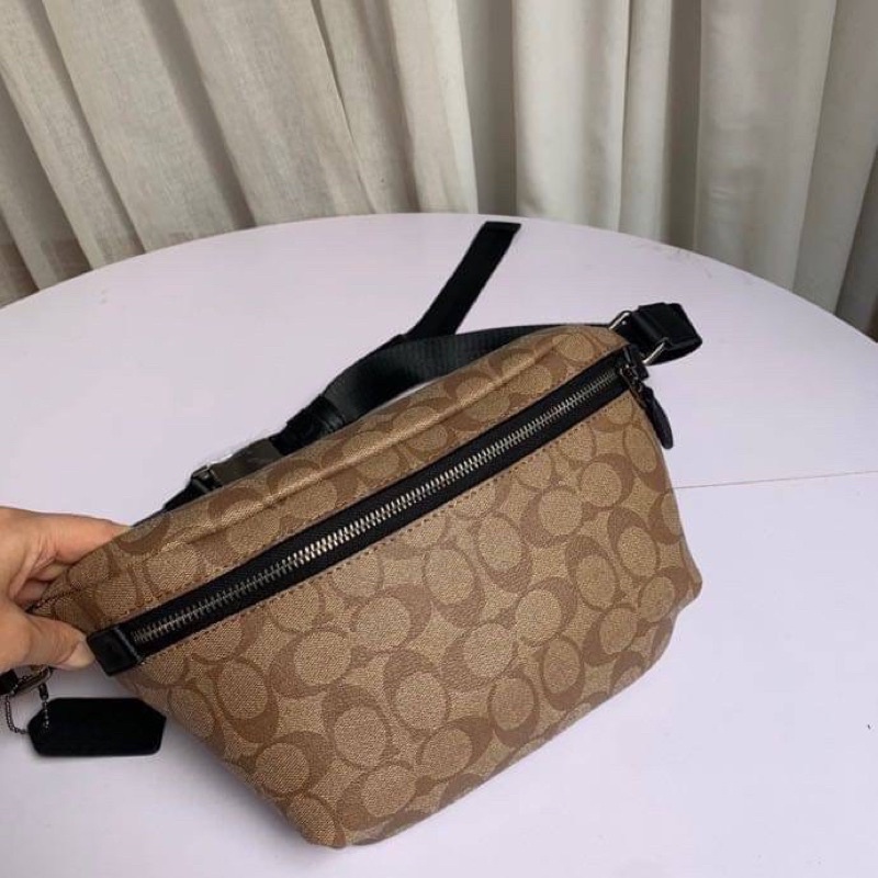 Coach Grade Belt Bag in Signature Canvas   (C3228)