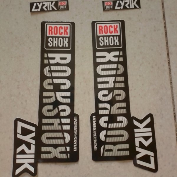 

stiker rockshox lyrik abu2