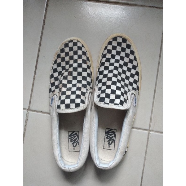 SEPATU VANS SLIP ON OG CHECKERBOARD OFF WHITE BLACK PRELOVED PREMIUM SECOND
