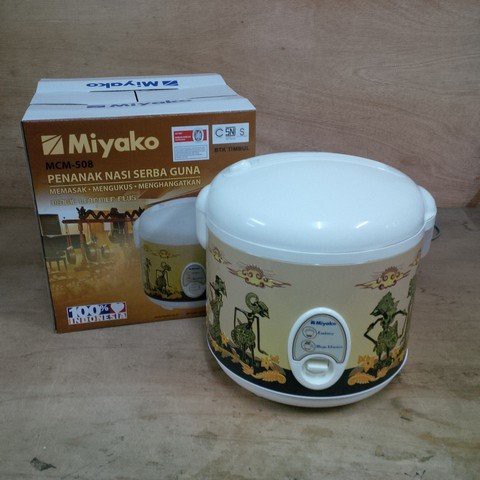 Magic Com Miyako MCM 508BTKWYG Kapasitas 1,8 Liter Batik Wayang