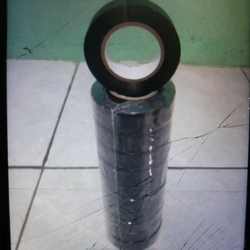 

isolasi hitam